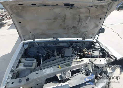 2005 Mazda B3000 из США, поврежденный, VIN 4F4YR46U95PM02860